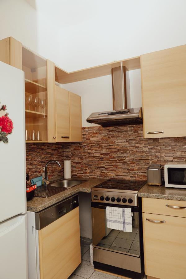 Ruhiges Terrassen Apartment Вена Экстерьер фото